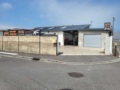 Devanture de GARAGE NOBLESSE