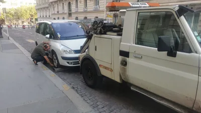 Devanture de Rade Auto Depannage