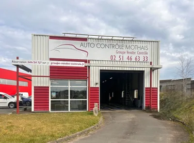 Devanture de CT La Mothe Achard Controle technique Automobile et Moto Les Achards