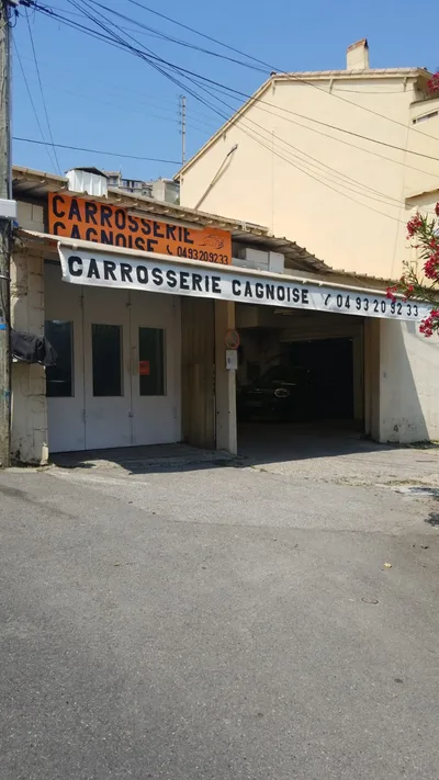 Devanture de Carrosserie Cagnoise