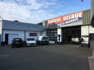 Devanture de Garage Delrue salomé