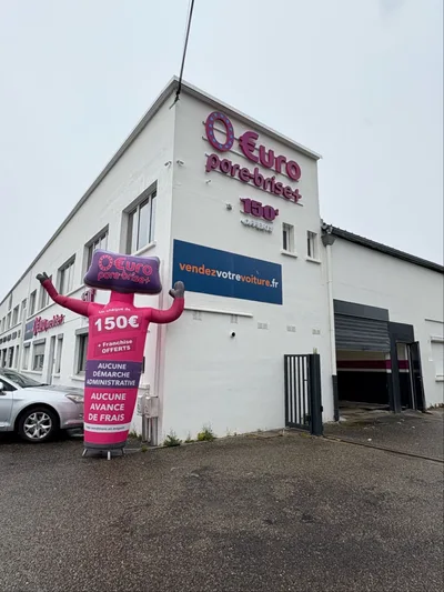 Devanture de 0€uro Pare-Brise + Décines-Charpieu