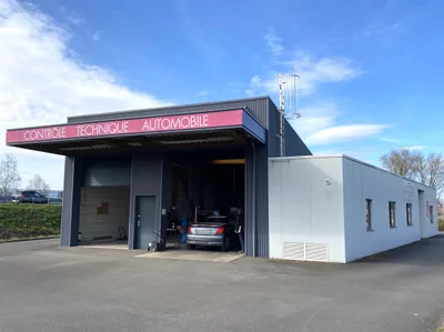 Devanture de CT Le Poire Sur Vie Controle technique Automobile et Moto La Roche Sur Yon Nord