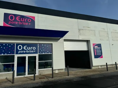 Devanture de Euro Pare Brise + Reims