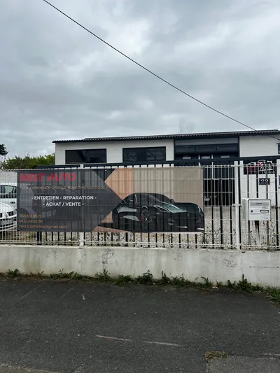 Devanture de Nest Auto