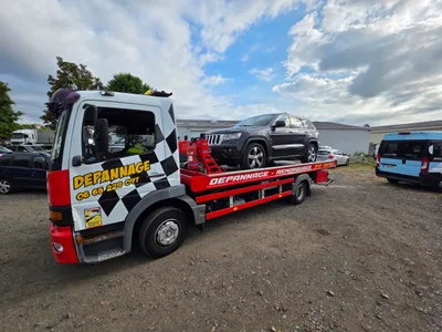 Devanture de Remorquage/Dépannage/Assistance/ Jrd Automobile 37