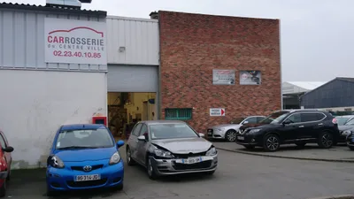 Devanture de Carrosserie du centre ville