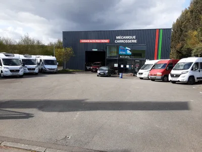 Devanture de Auto Poly Répar