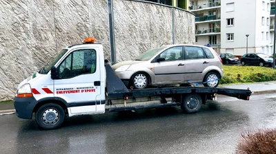 Devanture de Entretien auto mécanique légère / Lavage habitacle VL/PL