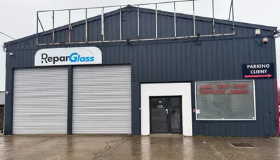 Devanture de ReparGlass Pare-Brise Lorient Lanester
