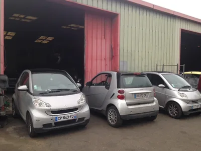 Devanture de S.T.Auto Sartrouville