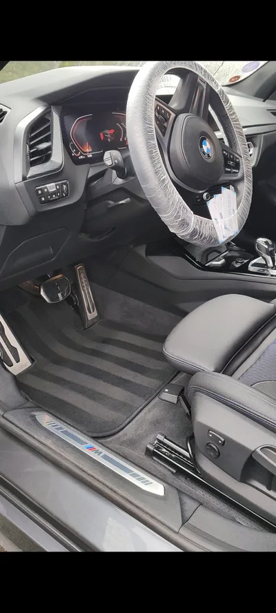 Devanture de Legrand Touch Auto