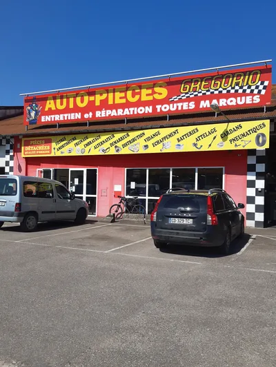 Devanture de Auto Pièces Grégorio