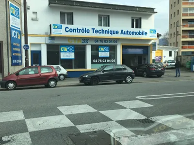 Devanture de CTA38 Controle Technique Grenoble