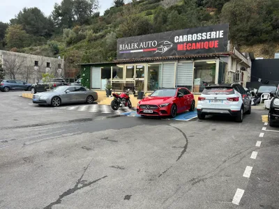 Devanture de BIALEK AUTO