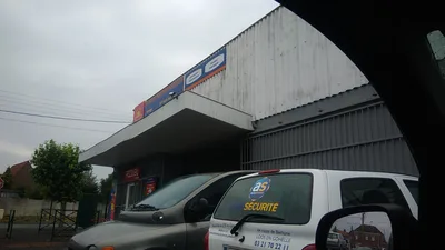 Devanture de VDL ET VU REPAR