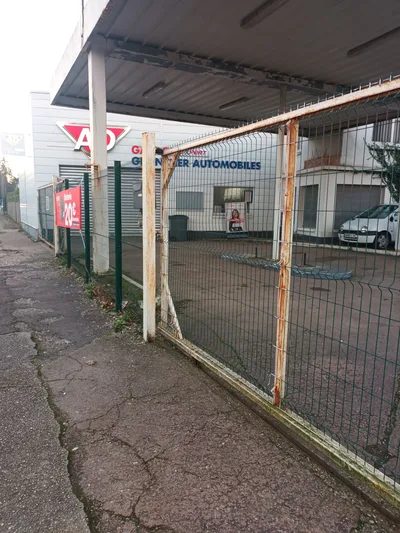 Devanture de Garage Grancher