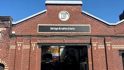 Devanture de Garage Bradford Auto