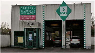 Devanture de DEKRA contrôle technique Hazebrouck