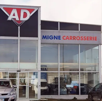 Devanture de Migné Carrosserie