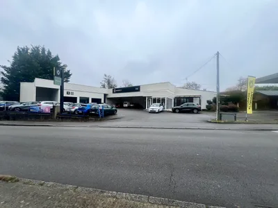 Devanture de Garage Florigny