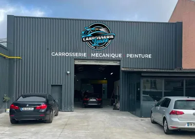 Devanture de Carrosserie Lénine