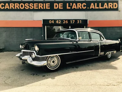 Devanture de Carrosserie de l'Arc Allard