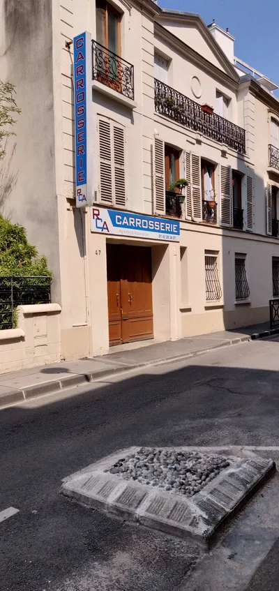 Devanture de R C A