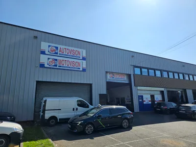 Devanture de CTA92 Contrôle Technique Autovision Villeneuve La Garenne