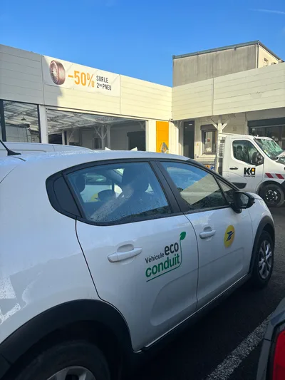 Devanture de Technique Auto Drancy