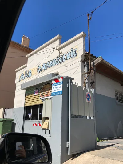 Devanture de A & B Carrosserie