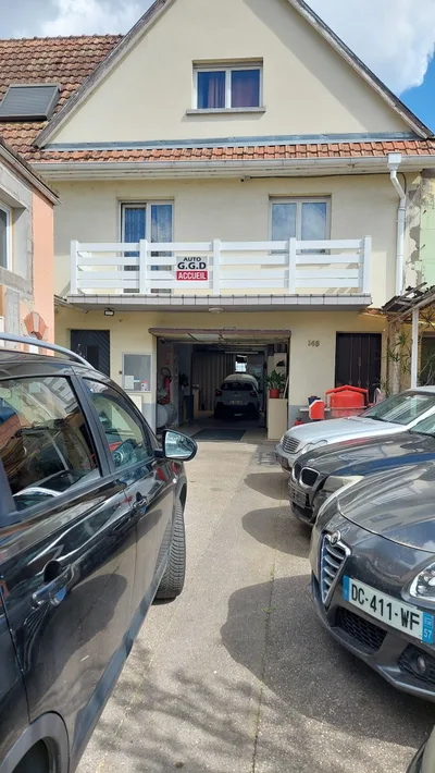 Devanture de Garage Auto G.G.D