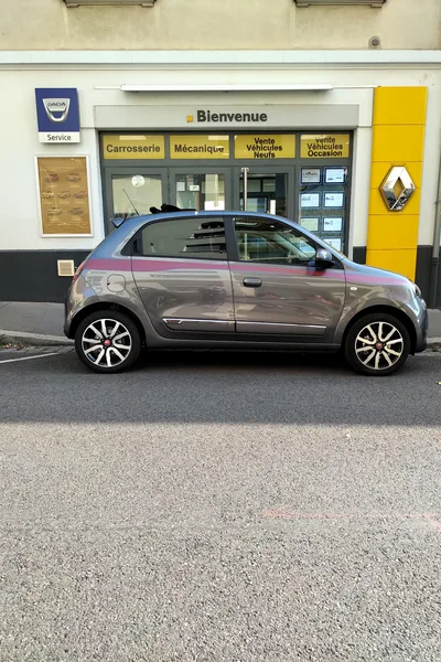 Devanture de Garage du 4e - Renault Croix-Rousse