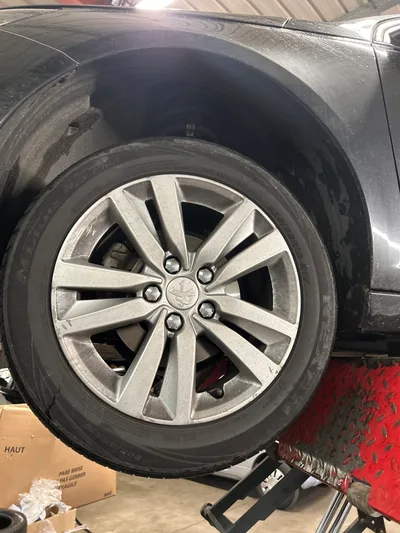 Devanture de Colpaert Automobiles