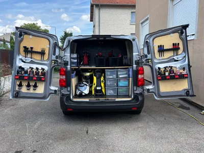 Devanture de Maud’Auto
