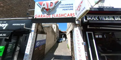 Devanture de Garage Flashcars carrosserie