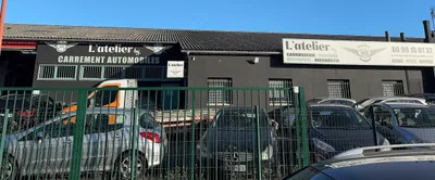 Devanture de L'Atelier by Carrément Carrosserie Dijon