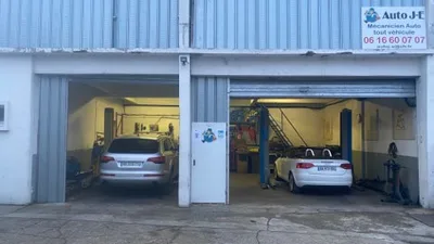 Devanture de Auto J-E