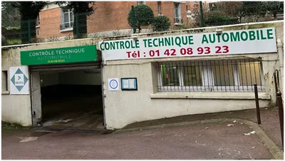 Devanture de DEKRA contrôle technique Paris 19 (AUTO - MOTO)