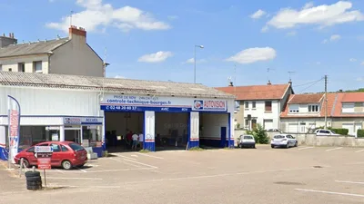 Devanture de Autovision Bourges
