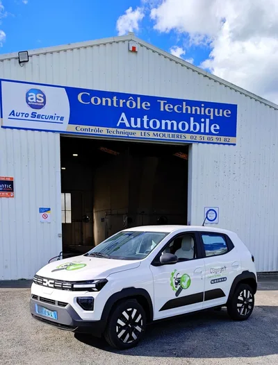 Devanture de CT ST Georges de Pointindoux Contrôle Technique Automobile et Moto Partenaire Autosécurité les Moulieres
