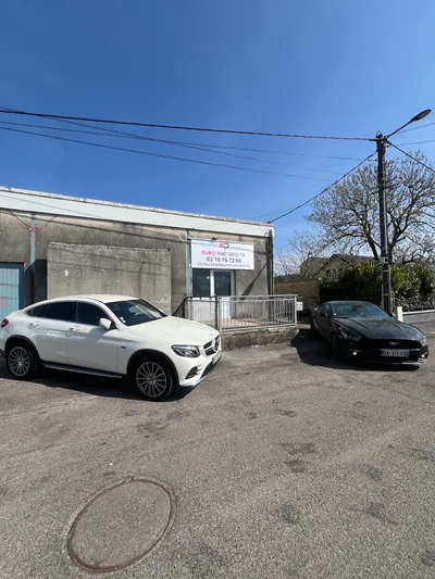 Devanture de Euro Pare-Brise Besançon Fraisans