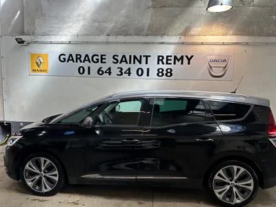 Devanture de RENAULT MEAUX Garage St Rémy Agent Renault Dacia