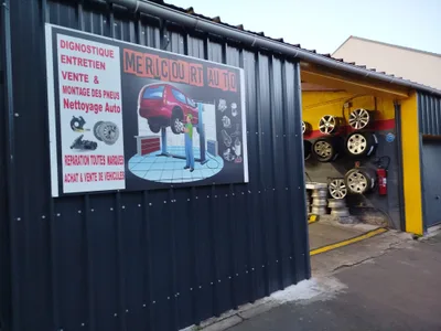Devanture de Mericourt auto