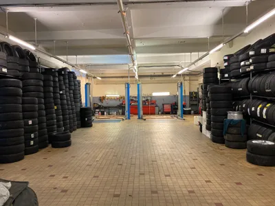 Devanture de Garage Elma
