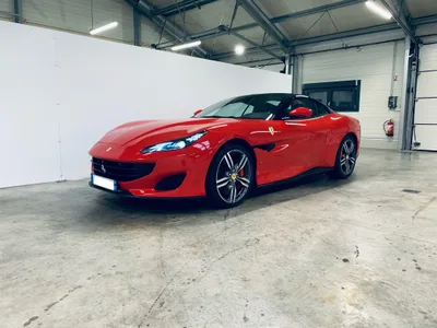 Devanture de DIVINE CAR