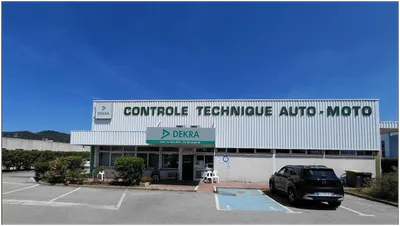 Devanture de DEKRA contrôle technique Ajaccio