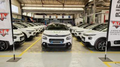 Devanture de Carrosserie Weiss Automobiles