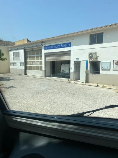 Devanture de Auto Electricité Establet