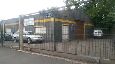 Devanture de Nantes Erdre Automobile